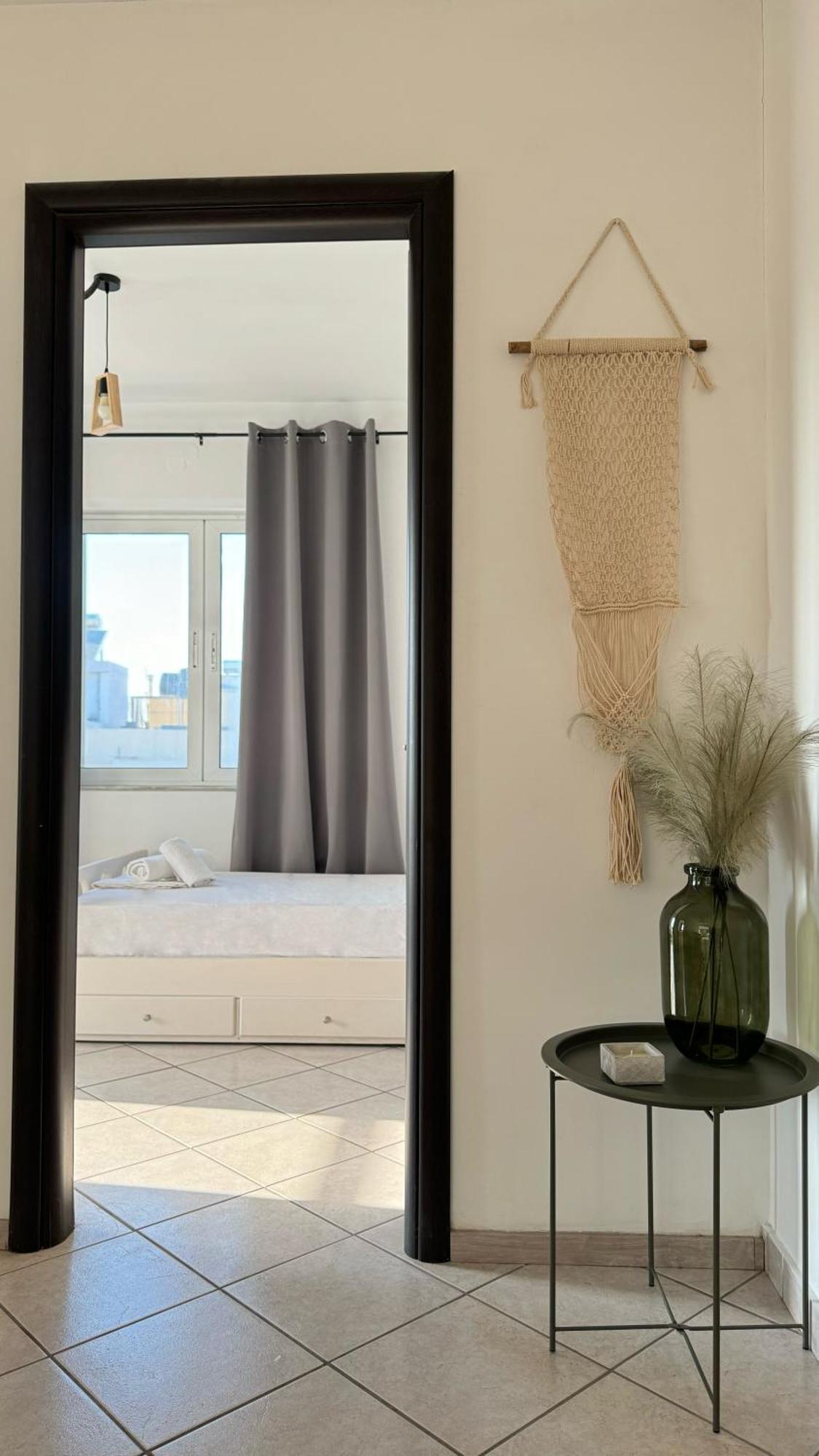Sunny Apartment For Couples & Friends In Centre Heraklion (Crete) Exterior foto
